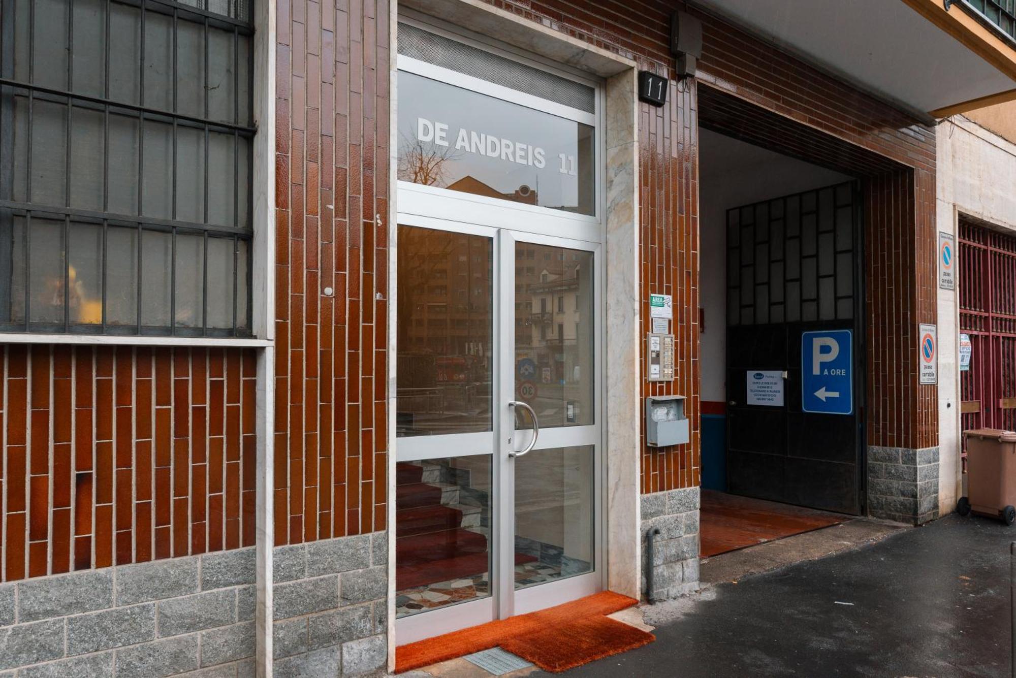 Ihost Apartment - De Andreis 11 ミラノ エクステリア 写真